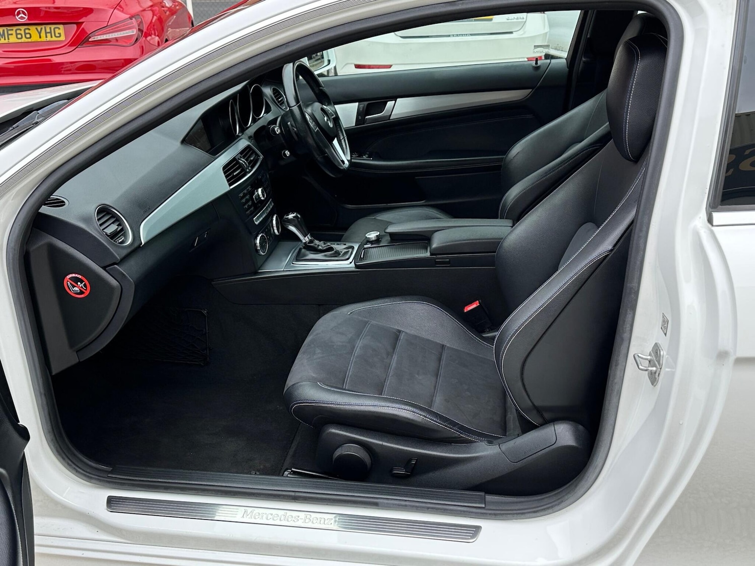 Used Mercedes-Benz C Class 2014 for sale - 76306788: Photo 33