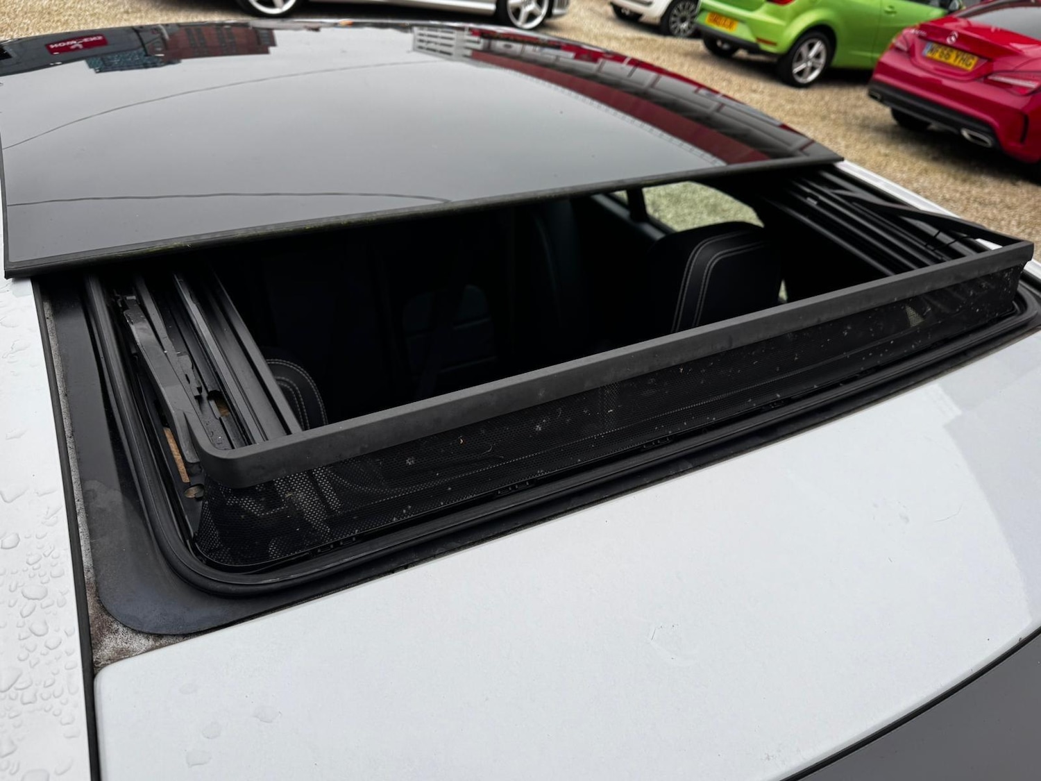 Used Jaguar XE 2016 for sale - 77412356: Photo 14