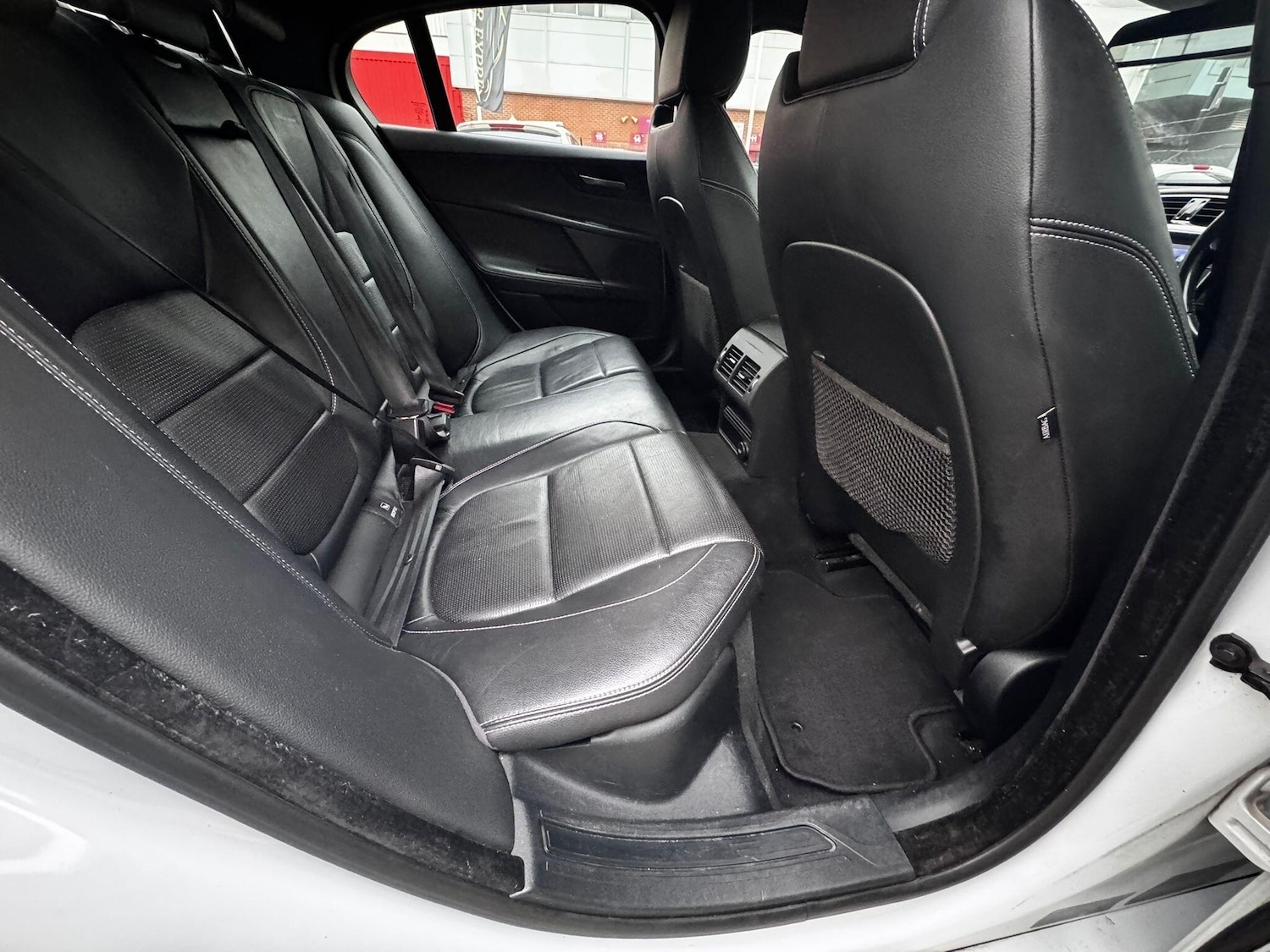 Used Jaguar XE 2016 for sale - 77412356: Photo 25