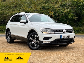 Volkswagen - Tiguan