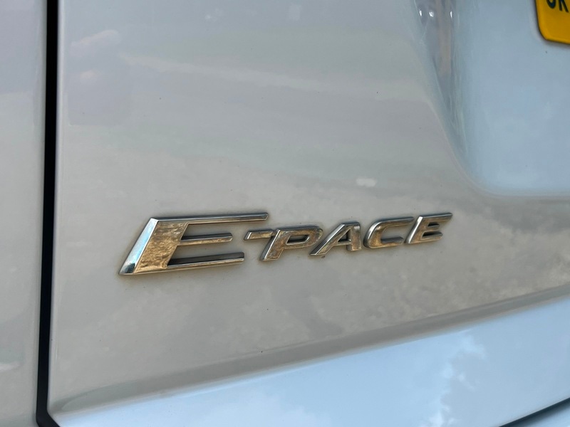 Used Jaguar E-Pace 2018 for sale - 75936686: Photo 13