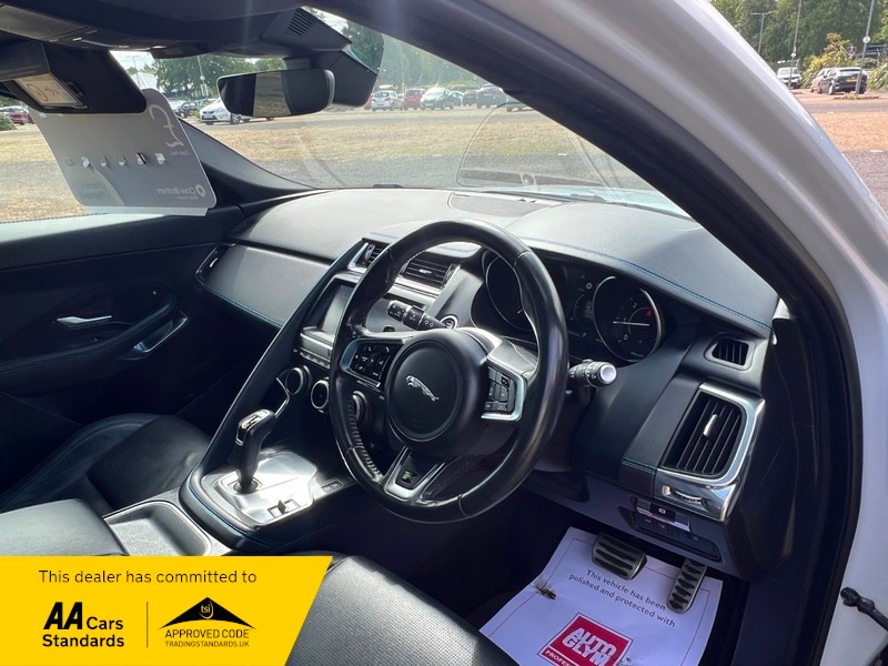 Used Jaguar E-Pace 2018 for sale - 75936686: Photo 29