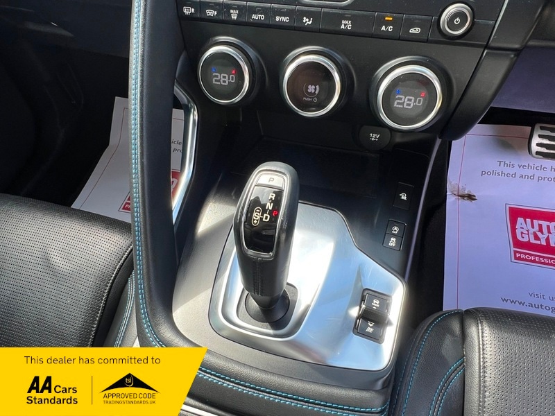 Used Jaguar E-Pace 2018 for sale - 75936686: Photo 32