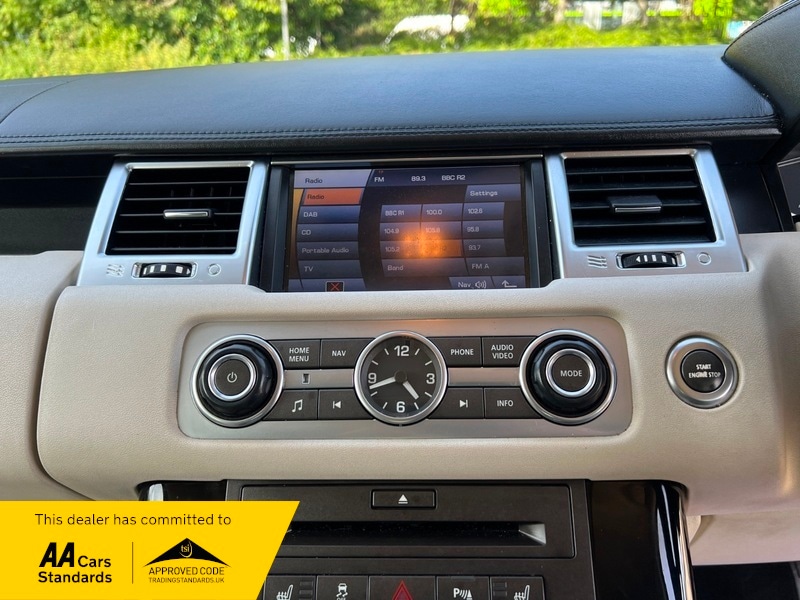 Used Land Rover Range Rover Sport 2011 for sale - 76686874: Photo 17