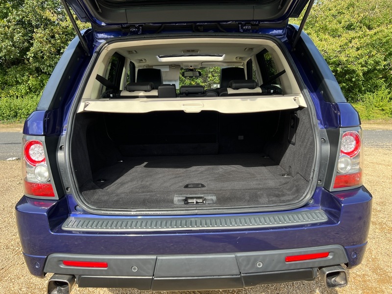 Used Land Rover Range Rover Sport 2011 for sale - 76686874: Photo 30