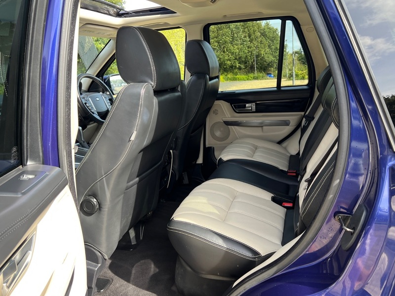 Used Land Rover Range Rover Sport 2011 for sale - 76686874: Photo 31