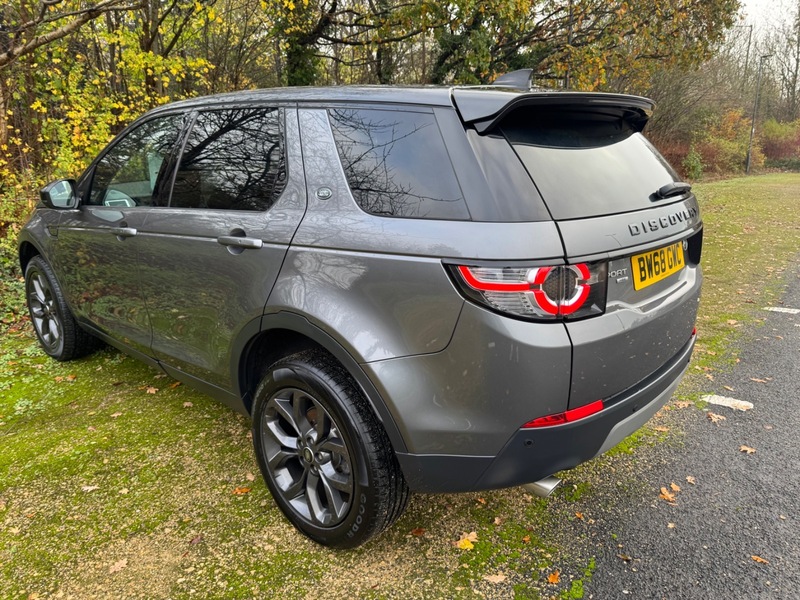 Used Land Rover Discovery Sport 2018 for sale - 76591306: Photo 19