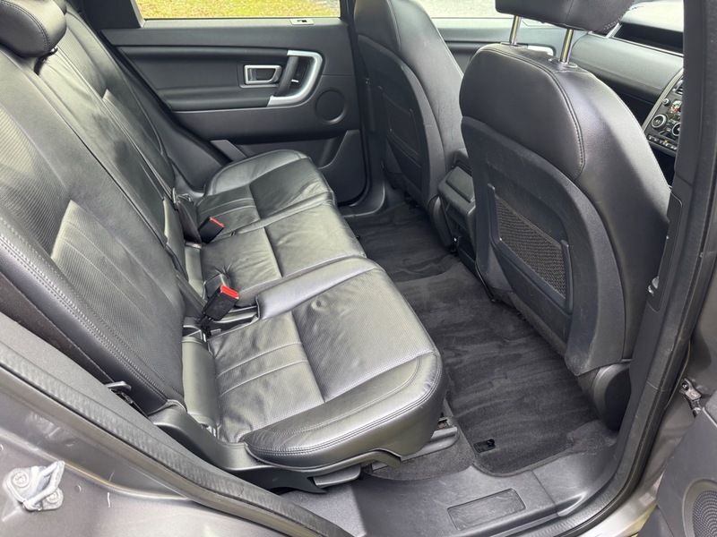 Used Land Rover Discovery Sport 2018 for sale - 76591306: Photo 24