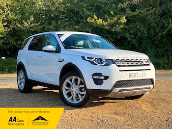 Used Land Rover Discovery Sport 2017 for sale - 75974730: Photo