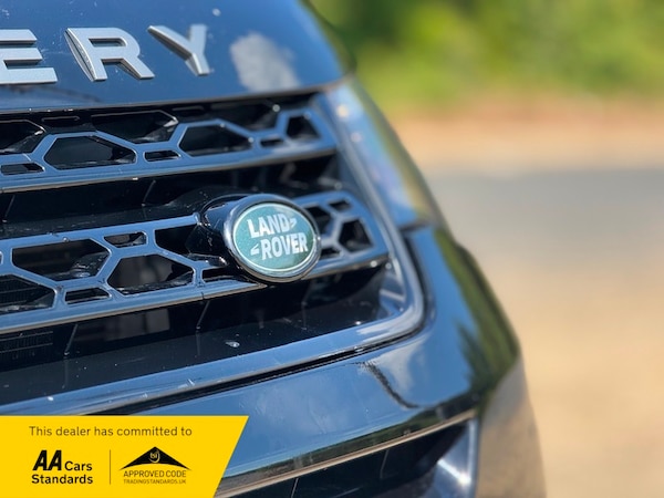 Used Land Rover Discovery Sport 2018 for sale - 74708314: Photo 4