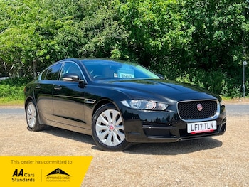Used Jaguar XE 2017 for sale - 78673374: Photo