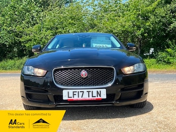 Used Jaguar XE 2017 for sale - 78673374: Photo