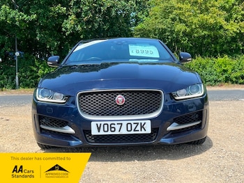 Used Jaguar XE 2017 for sale - 78620237: Photo