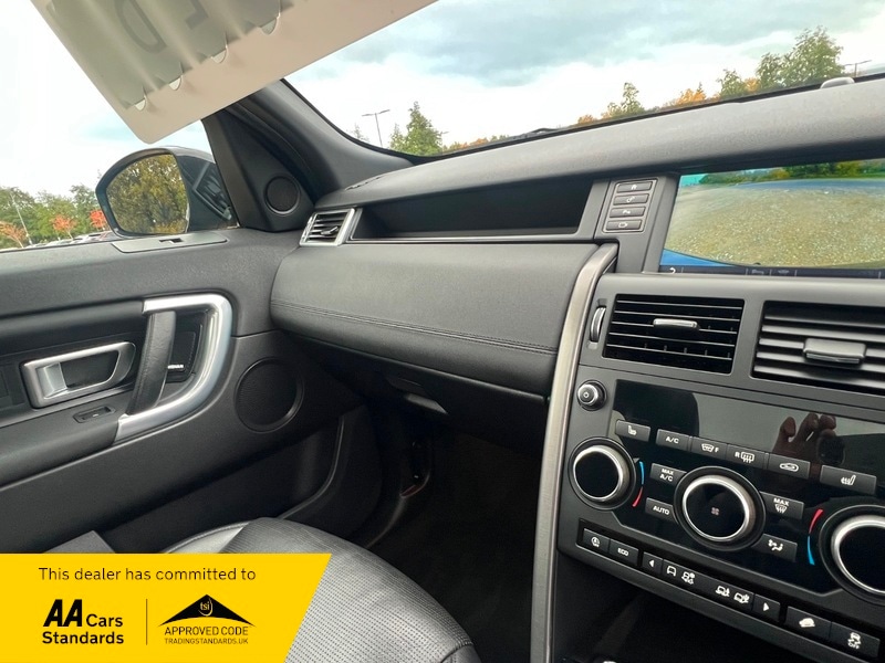 Used Land Rover Discovery Sport 2018 for sale - 76445927: Photo 21