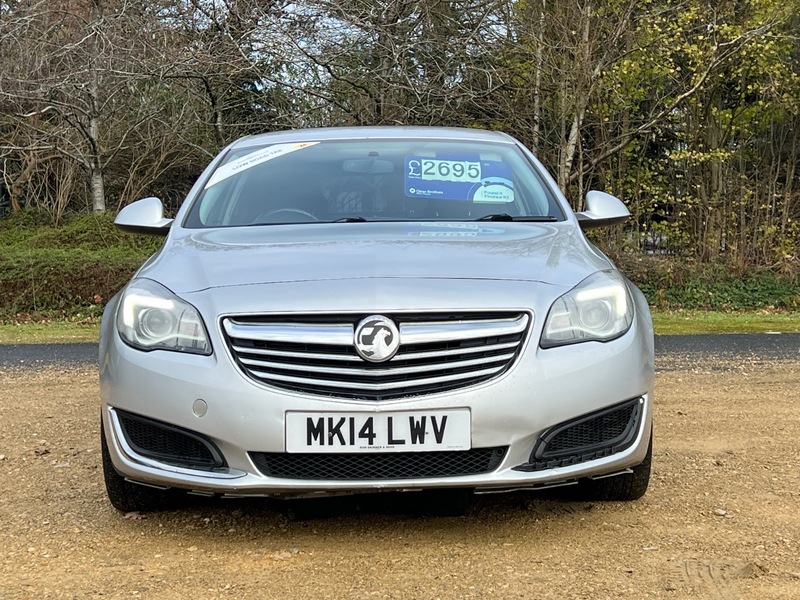 Used Vauxhall Insignia 2014 for sale - 76686877: Photo 2