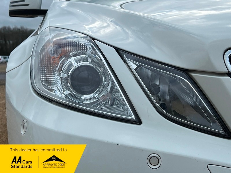 Used Mercedes-Benz E Class 2011 for sale - 77622131: Photo 10