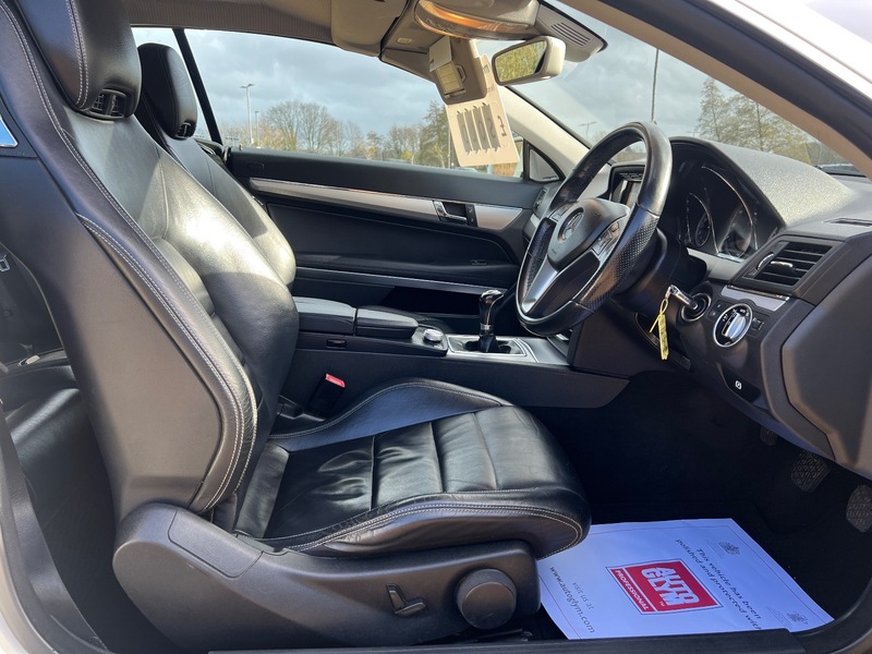 Used Mercedes-Benz E Class 2011 for sale - 77622131: Photo 11