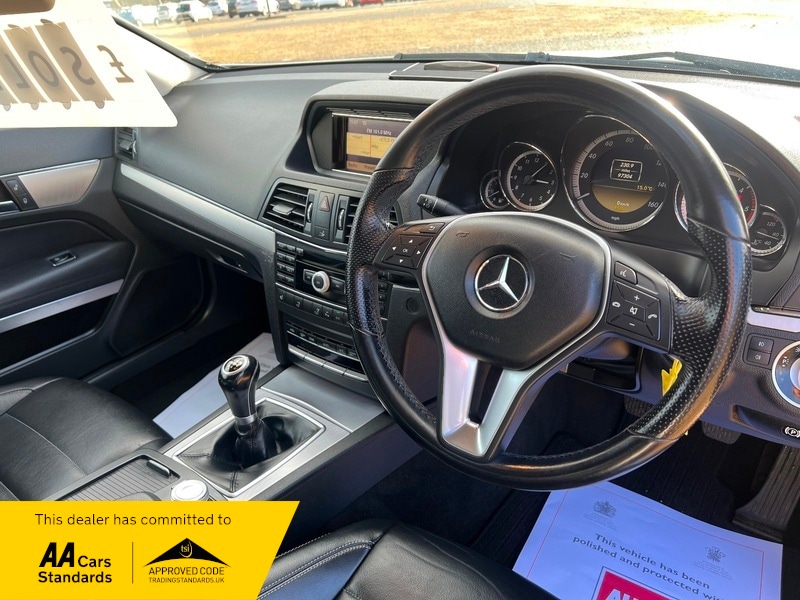 Used Mercedes-Benz E Class 2011 for sale - 77622131: Photo 12