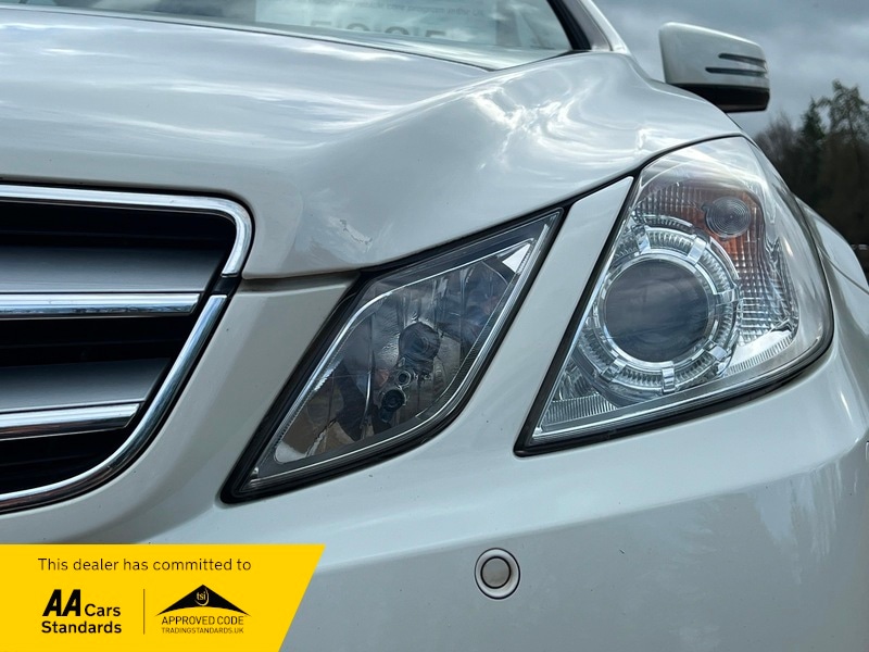 Used Mercedes-Benz E Class 2011 for sale - 77622131: Photo 9