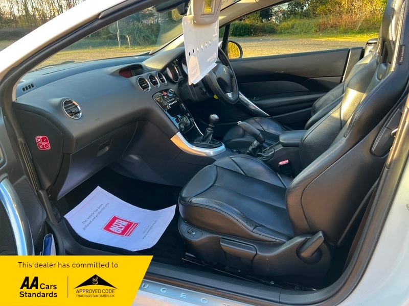 Used Peugeot 308 2013 for sale - 76712213: Photo 12