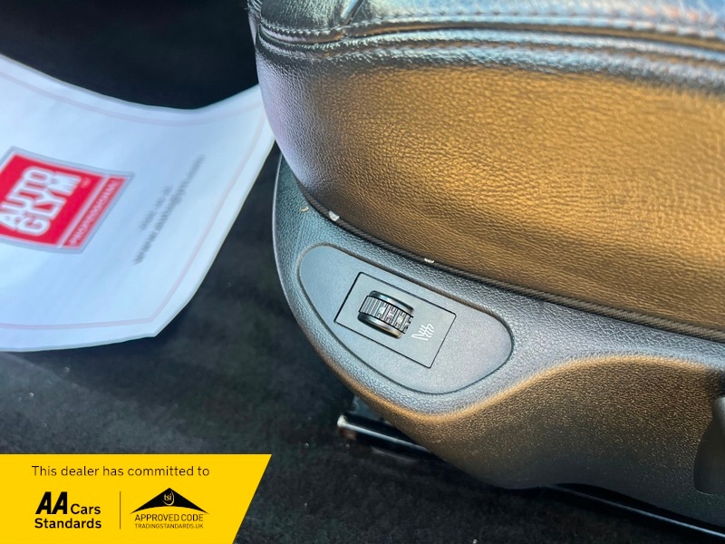 Used Peugeot 308 2013 for sale - 76712213: Photo 14