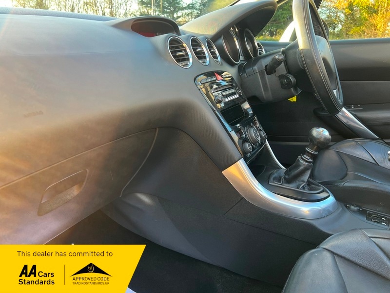 Used Peugeot 308 2013 for sale - 76712213: Photo 15