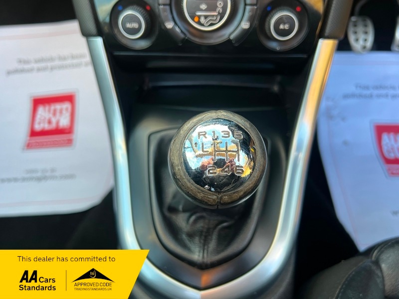 Used Peugeot 308 2013 for sale - 76712213: Photo 22