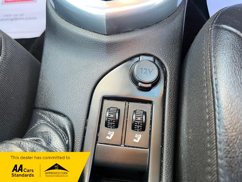 Used Peugeot 308 2013 for sale - 76712213: Photo 23