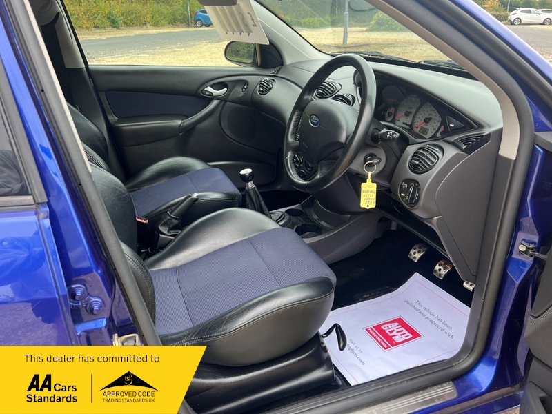 Used Ford Focus 2005 for sale - 76148459: Photo 11