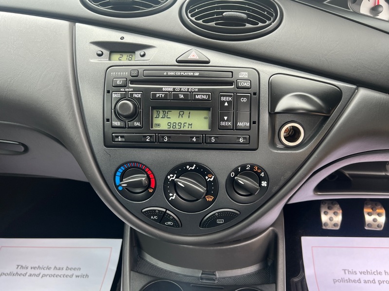 Used Ford Focus 2005 for sale - 76148459: Photo 14