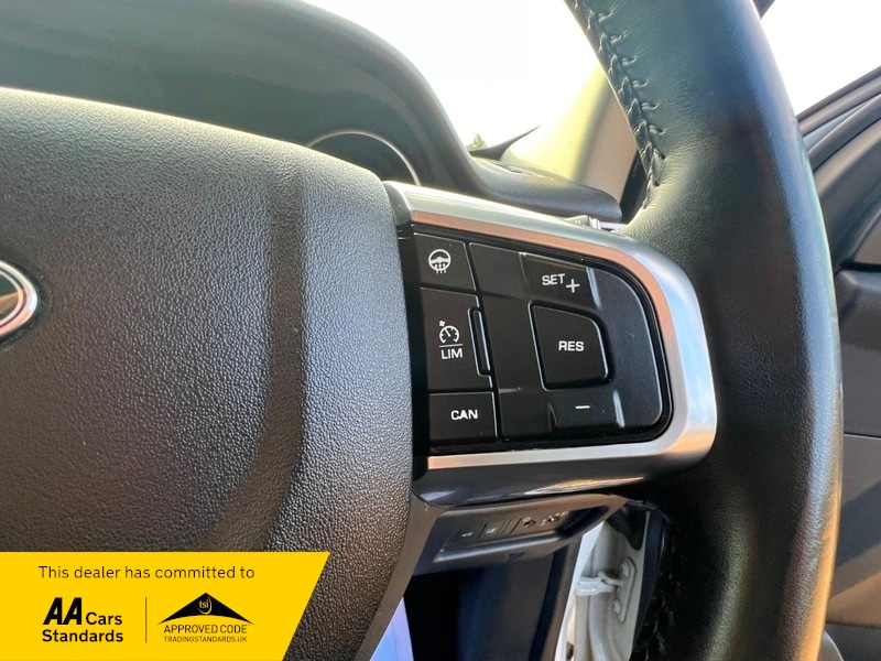 Used Land Rover Discovery Sport 2015 for sale - 76631139: Photo 17