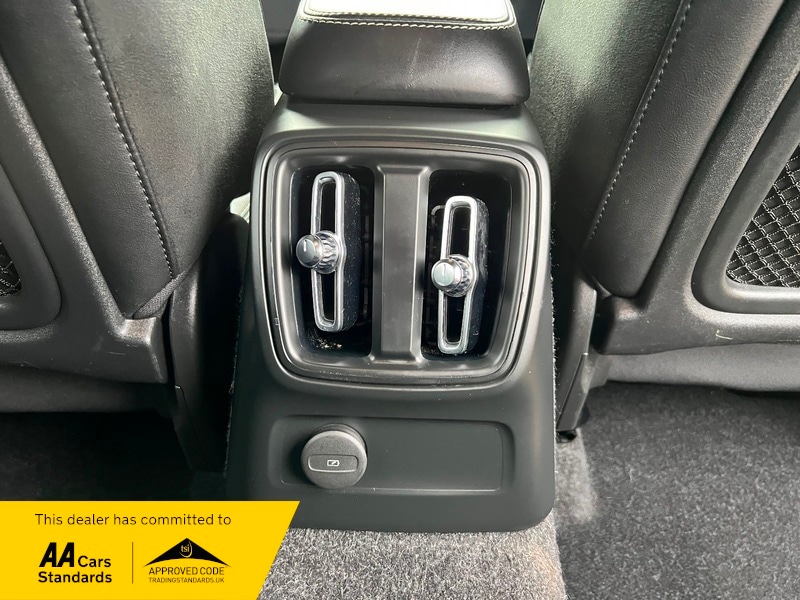 Used Volvo XC40 2020 for sale - 77384940: Photo 25