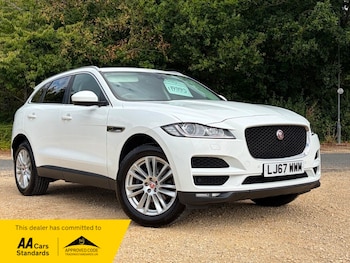 Used Jaguar F-Pace 2017 for sale - 79599563: Photo
