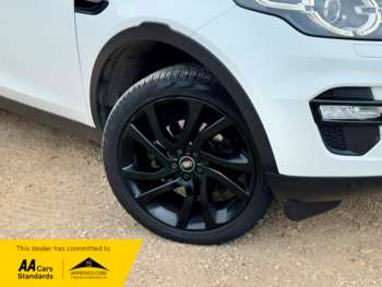 Used Land Rover Discovery Sport 2015 for sale - 74696074: Photo