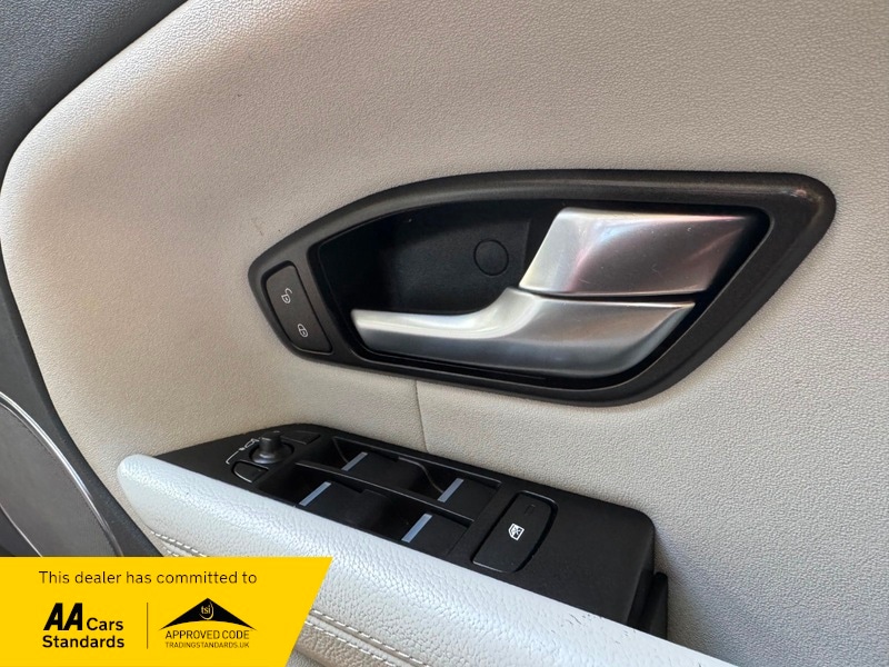 Used Land Rover Range Rover Evoque 2018 for sale - 76439685: Photo 25