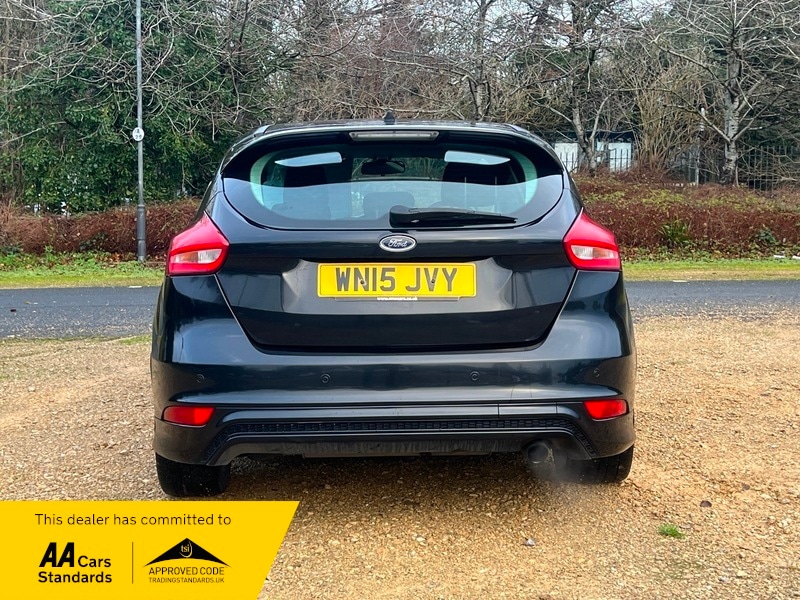 Used Ford Focus 2015 for sale - 76962962: Photo 4