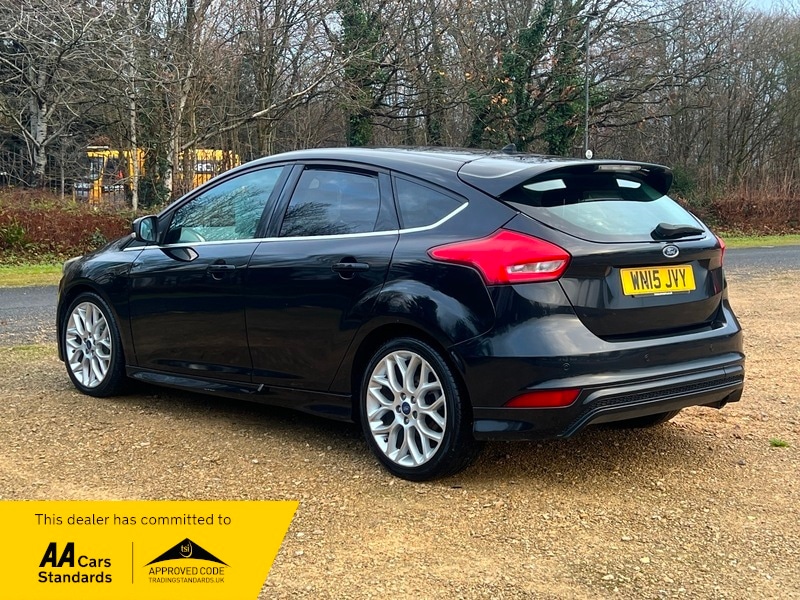 Used Ford Focus 2015 for sale - 76962962: Photo 5