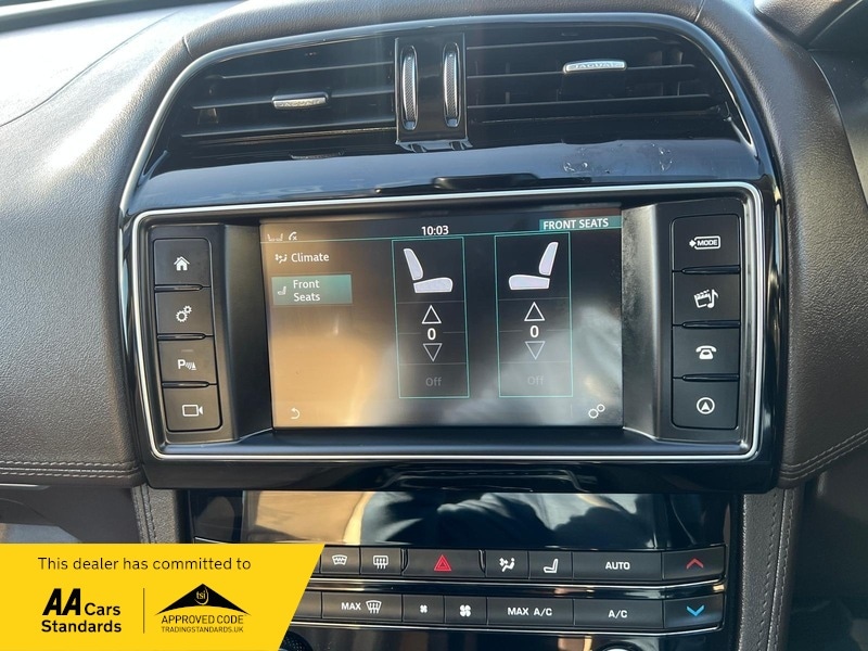 Used Jaguar F-Pace 2017 for sale - 76751552: Photo 27