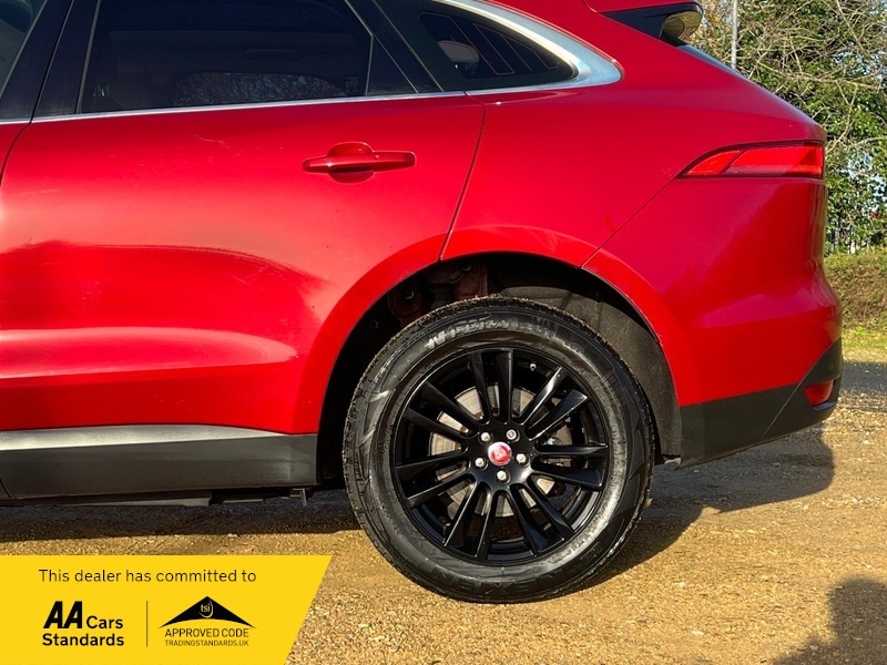 Used Jaguar F-Pace 2017 for sale - 76751552: Photo 8