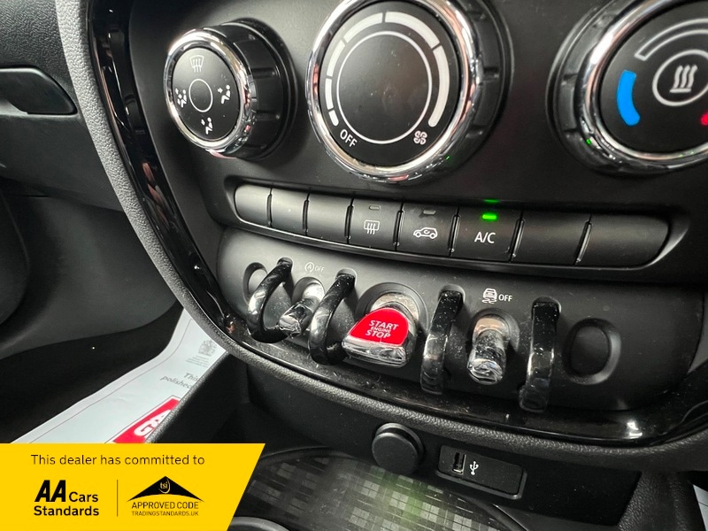 Used MINI Clubman 2018 for sale - 77609595: Photo 24