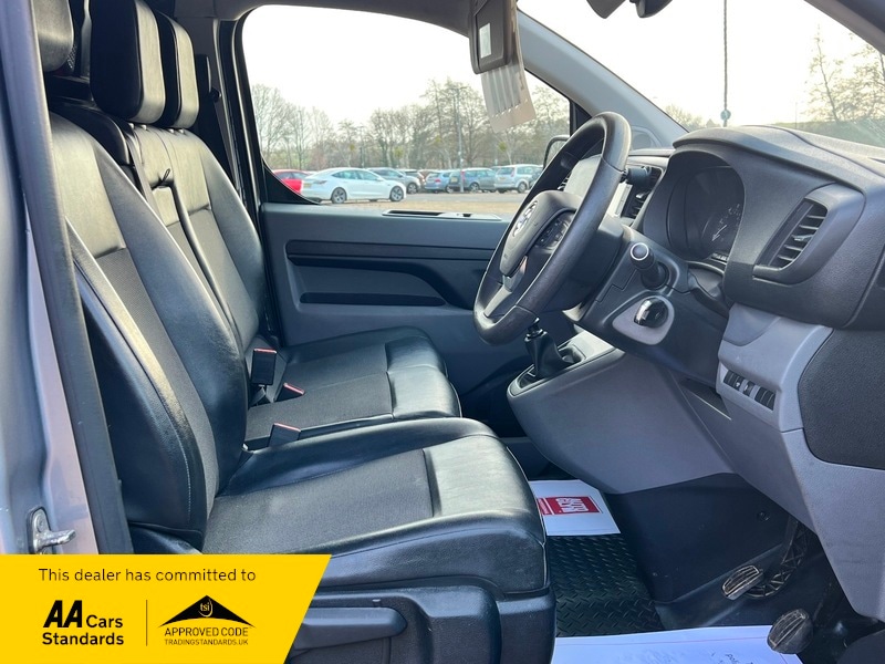 Used Vauxhall Vivaro 2021 for sale - 77172850: Photo 12
