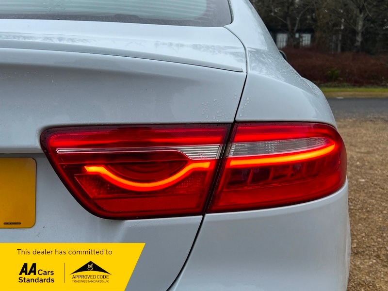 Used Jaguar XE 2016 for sale - 77609601: Photo 10
