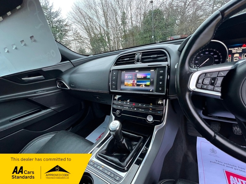 Used Jaguar XE 2016 for sale - 77609601: Photo 15