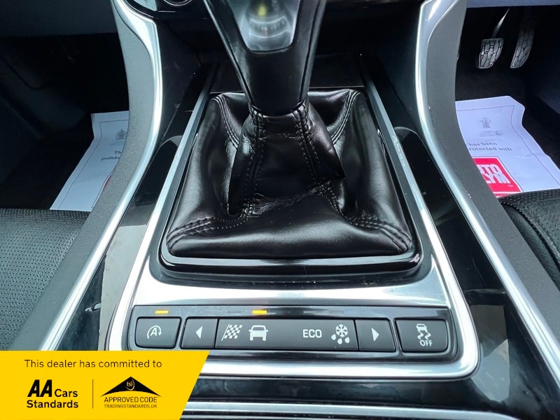 Used Jaguar XE 2016 for sale - 77609601: Photo 18