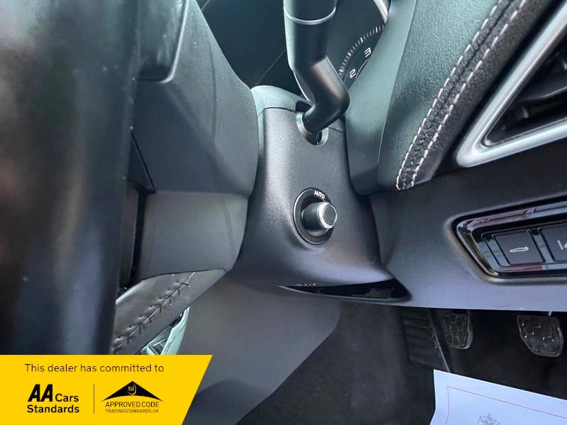 Used Jaguar XE 2016 for sale - 77609601: Photo 20