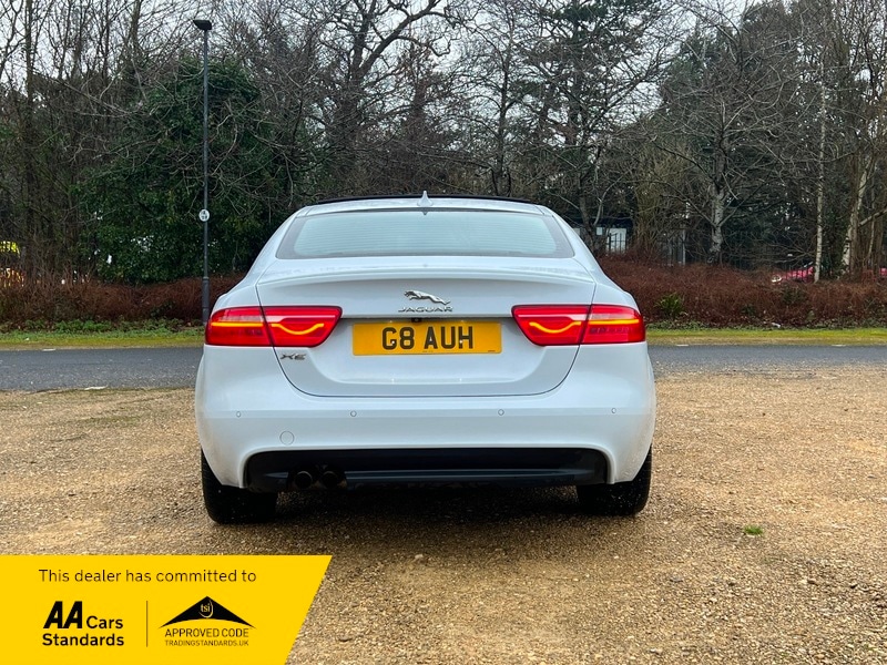 Used Jaguar XE 2016 for sale - 77609601: Photo 5