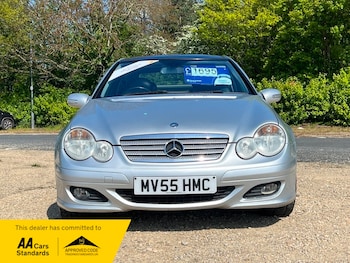 Used Mercedes-Benz C Class 2005 for sale - 78345315: Photo