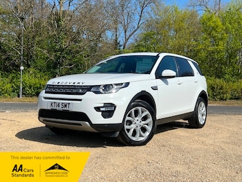 Used Land Rover Discovery Sport 2017 for sale - 77437940: Photo