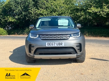 Used Land Rover Discovery 2017 for sale - 79423388: Photo
