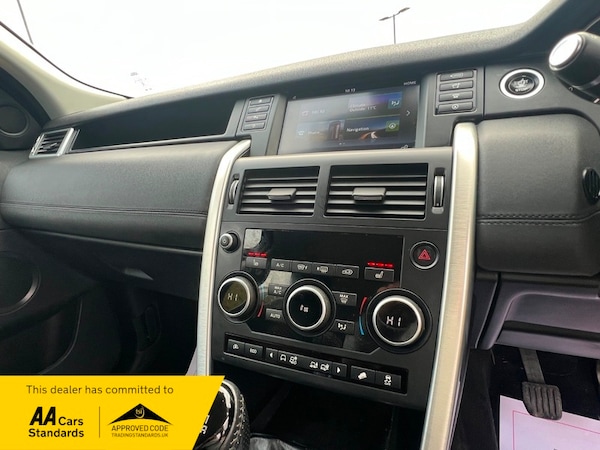 Used Land Rover Discovery Sport 2016 for sale - 76292252: Photo 17